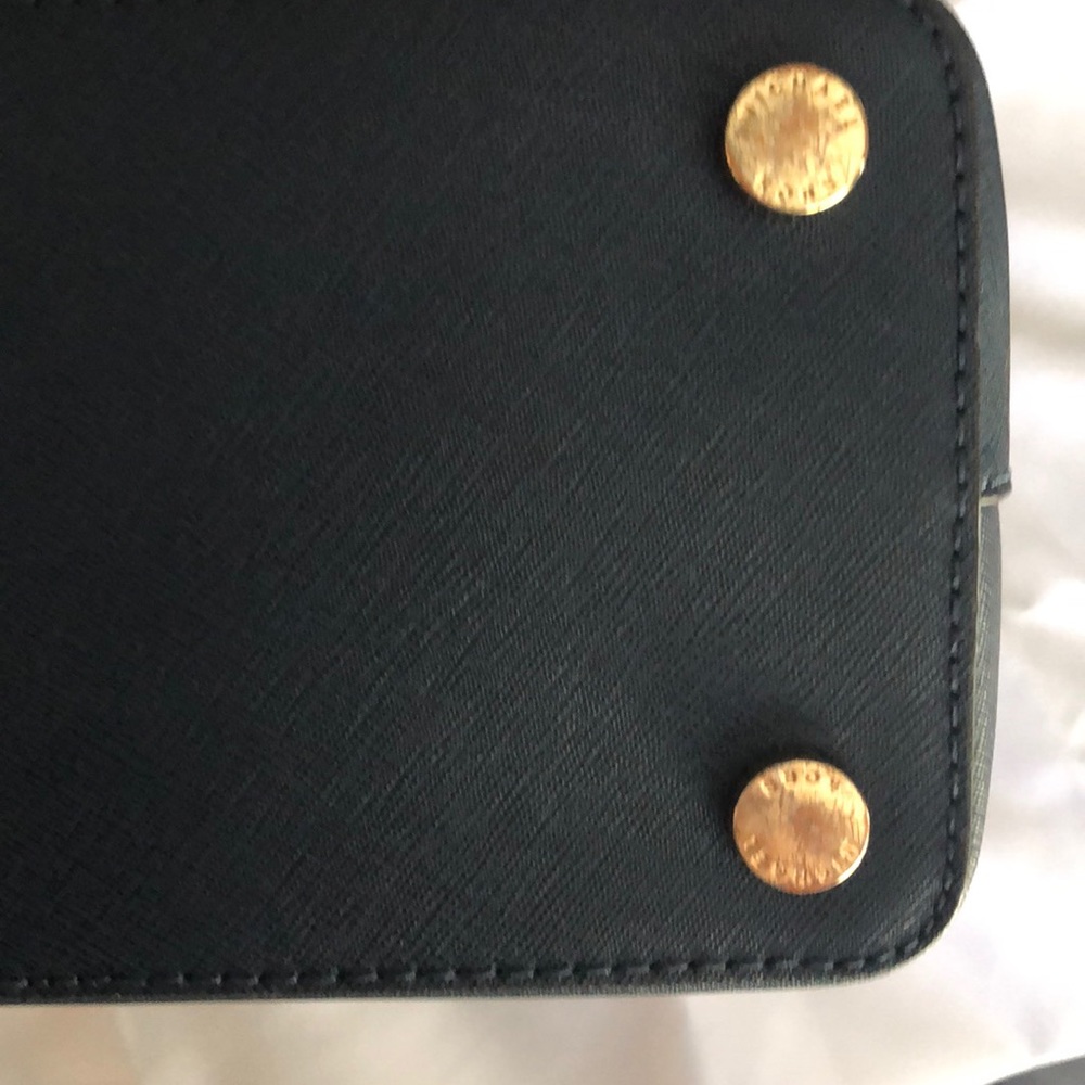 Micheal Kors handbag - Picture 6 of 7